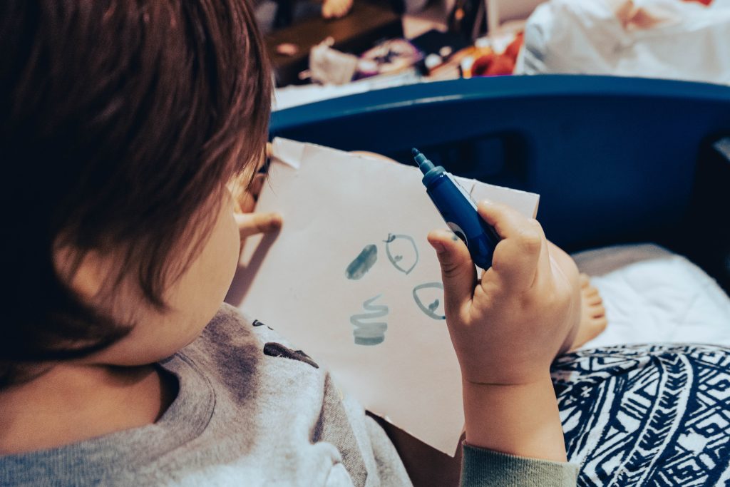 Signs a Toddler Needs to Pee